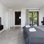 Ella Oasis Of Calm * Μεντουλίν
